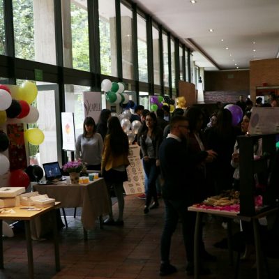 Feria de emprendimiento en comunicación